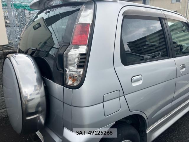 Daihatsu TERIOS KID 2008-01 8832076-3