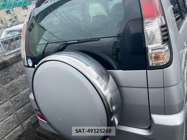 Daihatsu TERIOS KID 2008-01 8832076-4