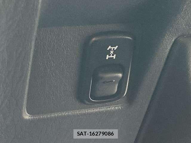 Daihatsu TERIOS KID 2010-07 1587477-17