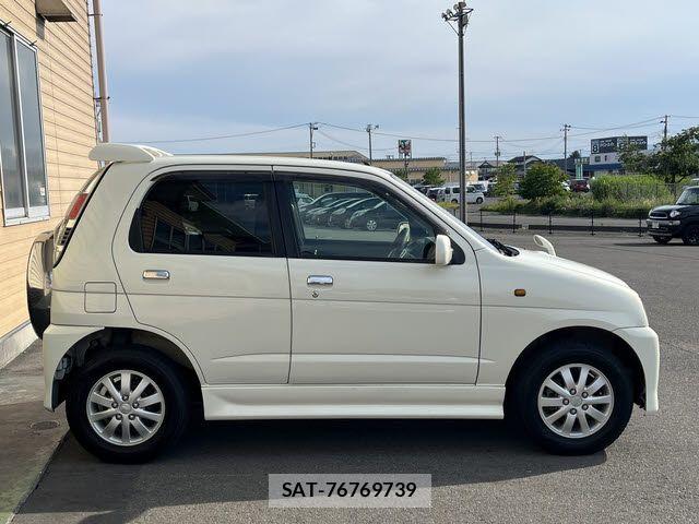 Daihatsu TERIOS KID 2011-10 7226129-22