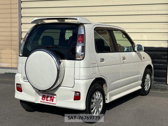 Daihatsu TERIOS KID 2011-10 7226129-2