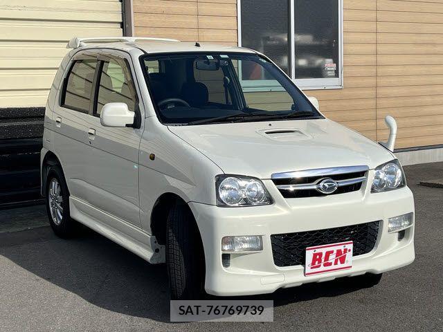 Daihatsu TERIOS KID 2011-10 7226129-6