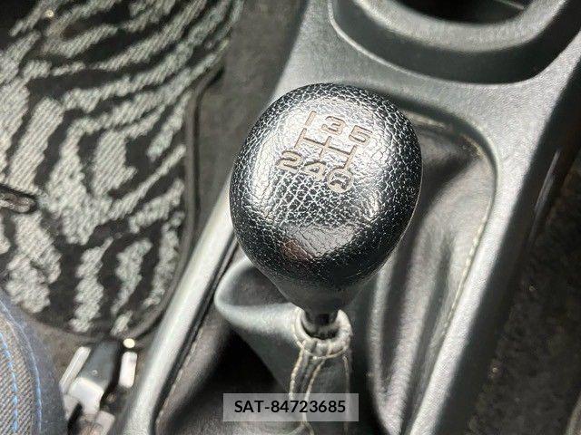Daihatsu TERIOS KID 2009-04 7330655-19