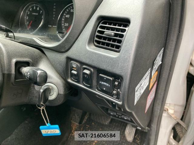 Daihatsu TERIOS KID 2007-06 8038757-13