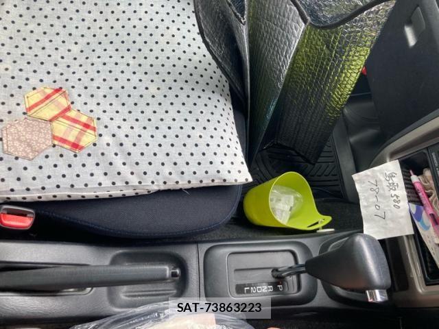 Daihatsu TERIOS KID 2007-08 8102298-25