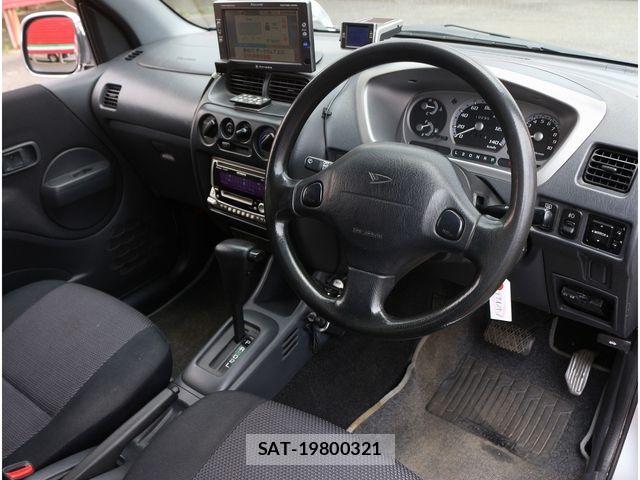 Daihatsu TERIOS KID 2001-01 8159387-3