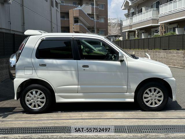 Daihatsu TERIOS KID 2009-11 8210680-8