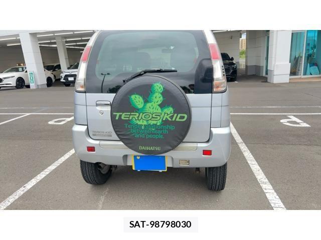 Daihatsu TERIOS KID 2008-03 8232144-3