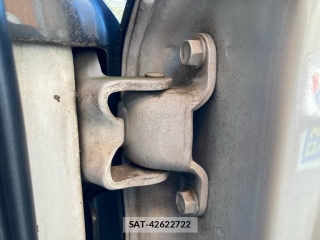 Daihatsu TERIOS KID 2007-02 8317641-13