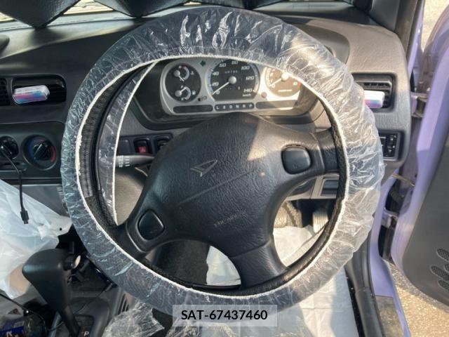 Daihatsu TERIOS KID 2003-12 8338214-11