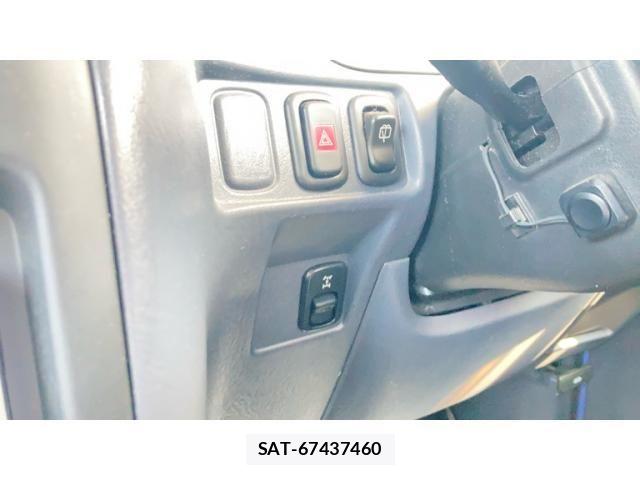 Daihatsu TERIOS KID 2003-12 8338214-17