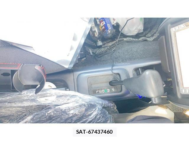 Daihatsu TERIOS KID 2003-12 8338214-19