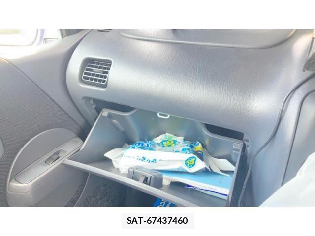 Daihatsu TERIOS KID 2003-12 8338214-20