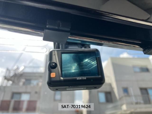 Daihatsu TERIOS KID 2007-08 8415470-20