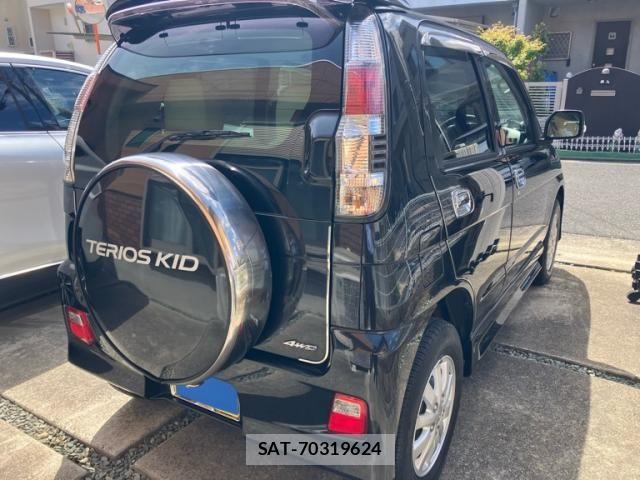Daihatsu TERIOS KID 2007-08 8415470-4