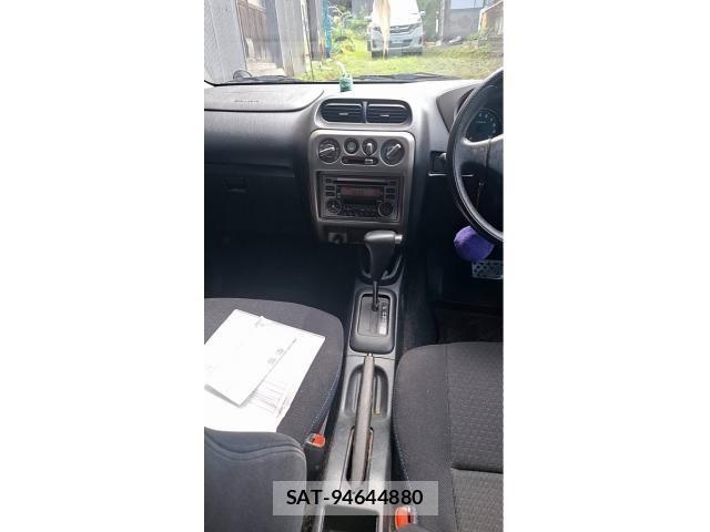Daihatsu TERIOS KID 2009-08 8527779-4