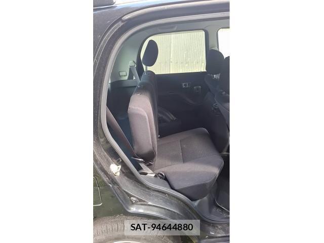 Daihatsu TERIOS KID 2009-08 8527779-7