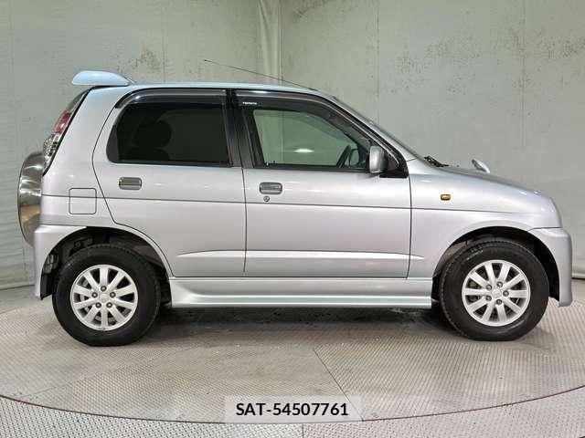 Daihatsu TERIOS KID 2009-07 8629368-4