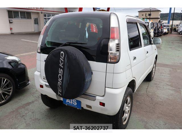 Daihatsu TERIOS KID 2009-09 8661999-2