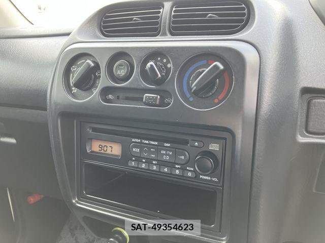 Daihatsu TERIOS KID 2011-12 8872267-18