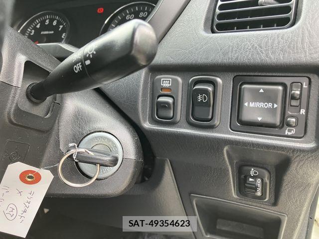 Daihatsu TERIOS KID 2011-12 8872267-20