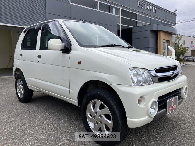 Daihatsu TERIOS KID 2011-12 8872267-4