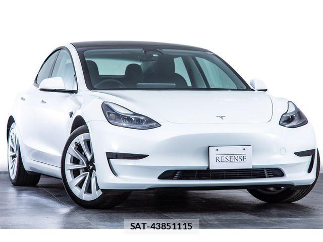 Tesla MODEL 3 2022-11 1415267-15