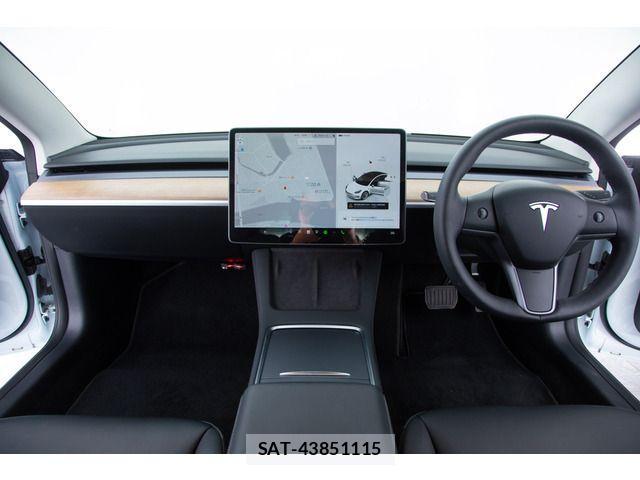 Tesla MODEL 3 2022-11 1415267-2