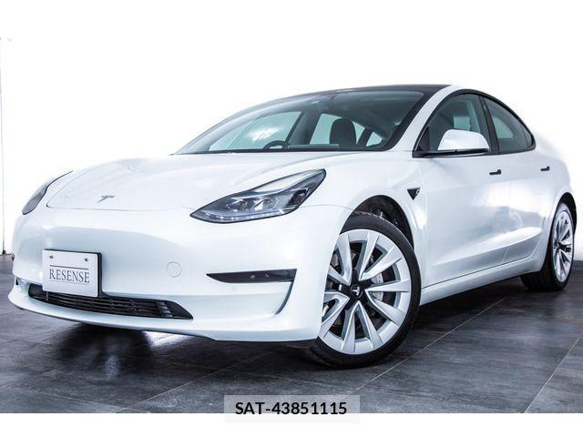 Tesla MODEL 3 2022-11 1415267-6