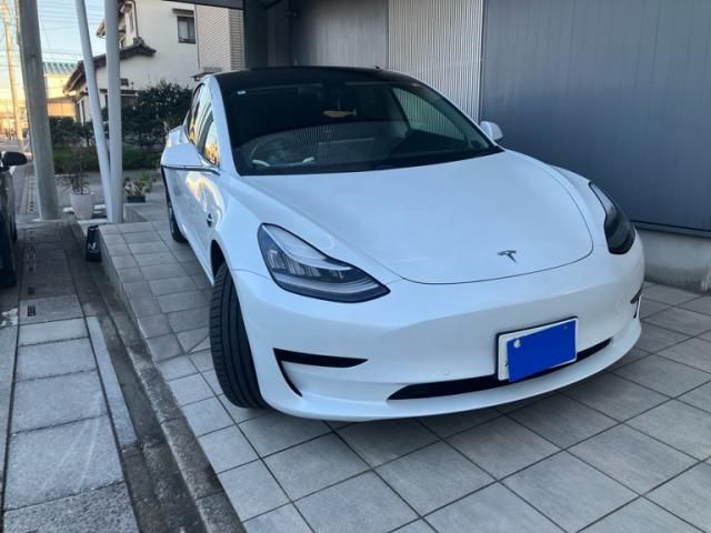 Tesla MODEL 3 2020-09 1550009-1