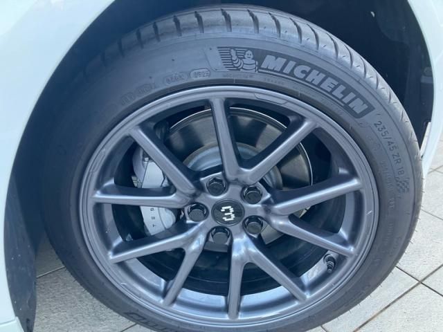 Tesla MODEL 3 2020-09 1550009-4
