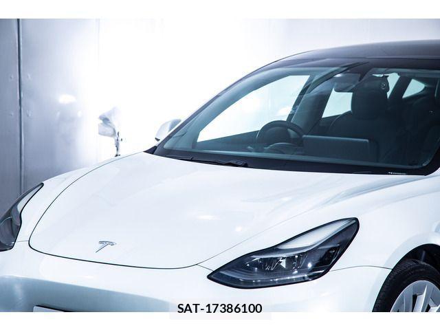 Tesla MODEL 3 2021-12 2779397-16