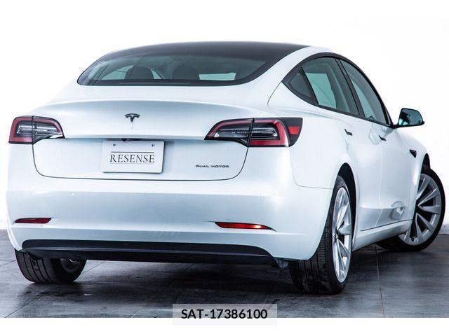 Tesla MODEL 3 2021-12 2779397-1