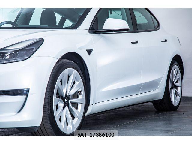 Tesla MODEL 3 2021-12 2779397-19