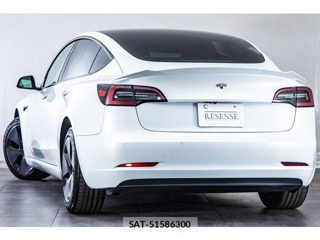 Tesla MODEL 3 2021-07 2779398-9