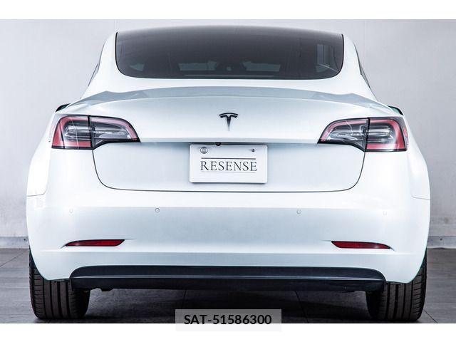 Tesla MODEL 3 2021-07 2779398-10