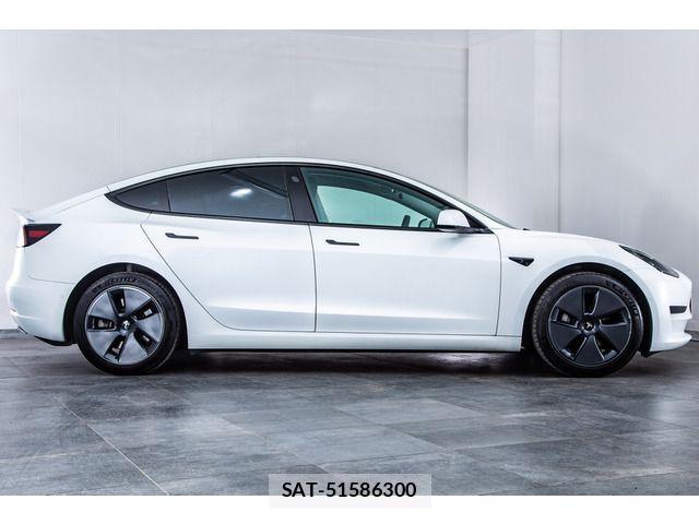 Tesla MODEL 3 2021-07 2779398-13