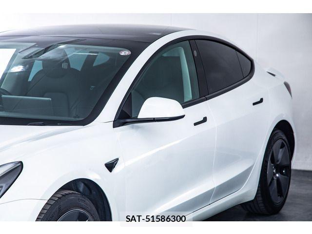 Tesla MODEL 3 2021-07 2779398-18