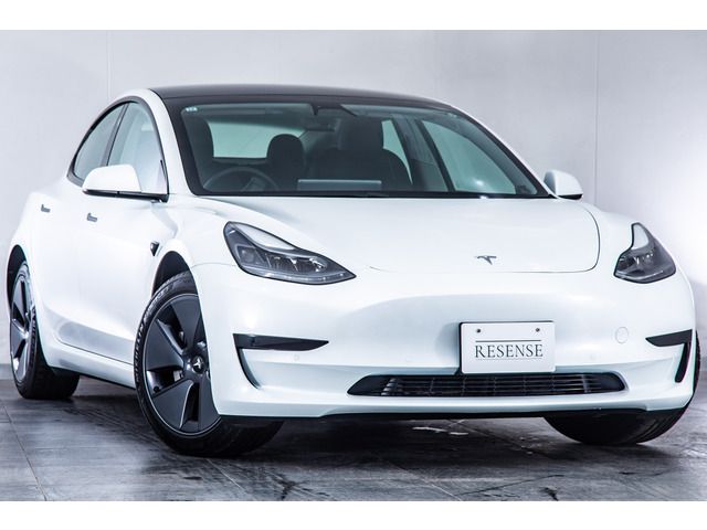 Tesla MODEL 3 2021-12 3686010-15