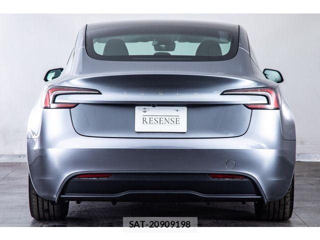 Tesla MODEL 3 2025-06 3910750-10