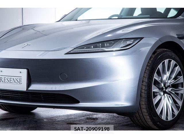 Tesla MODEL 3 2025-06 3910750-18