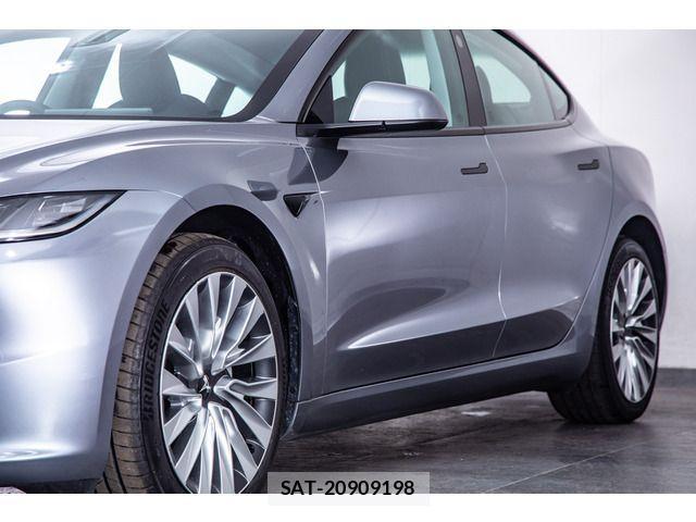 Tesla MODEL 3 2025-06 3910750-19
