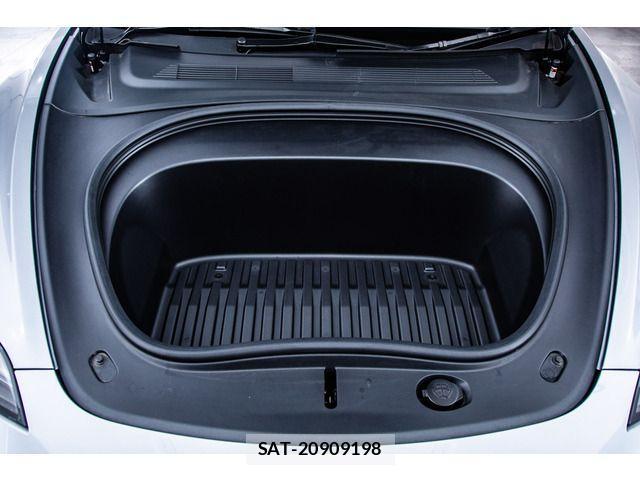 Tesla MODEL 3 2025-06 3910750-3