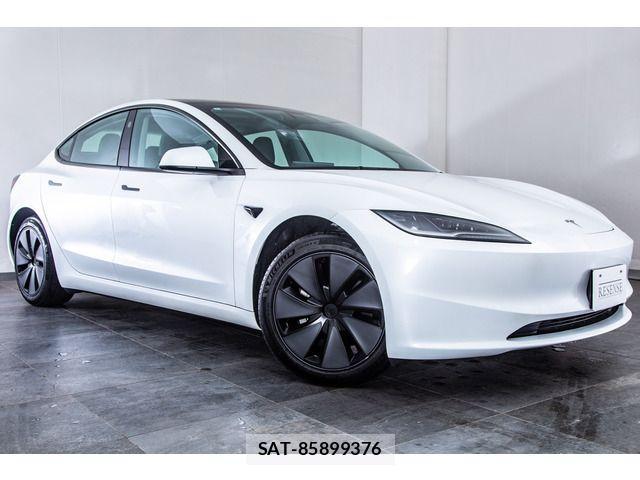 Tesla MODEL 3 2024-01 4111845-14