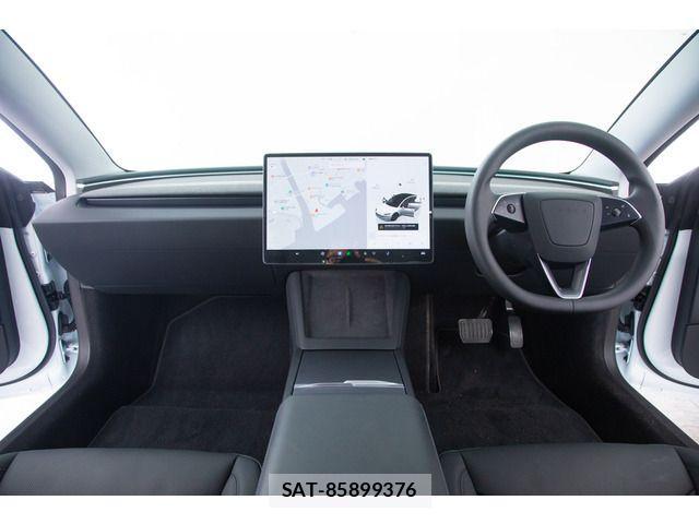 Tesla MODEL 3 2024-01 4111845-2