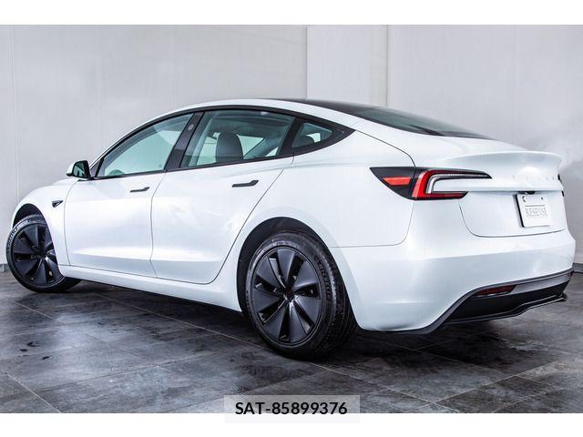 Tesla MODEL 3 2024-01 4111845-8