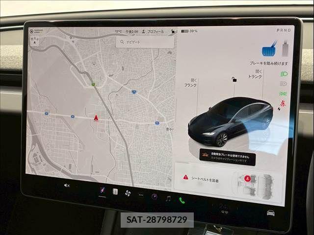 Tesla MODEL 3 2024-12 4424553-2