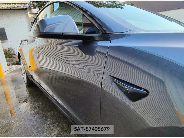 Tesla MODEL 3 2021-12 4758740-11