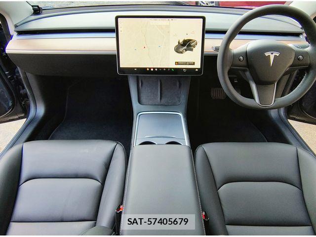 Tesla MODEL 3 2021-12 4758740-1