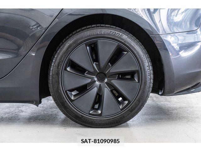 Tesla MODEL 3 2024-12 4990893-10